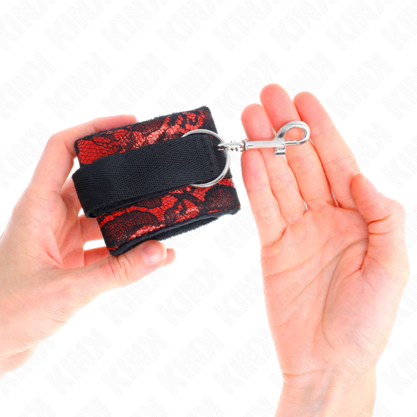 KINK - MUÑEQUERAS CORTAS DE ENCAJE TERCIOPELO Y UNIÓN DE NYLON ROJO/NEGRO 23 X 6.5 CM - Imagen 3