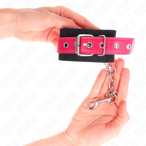 KINK - MUÑEQUERAS DE NYLON NEGRO CON CORREA POLIPIEL FUSCIA AJUSTABLE 19-29 CM X 5.1 CM - Imagen 3