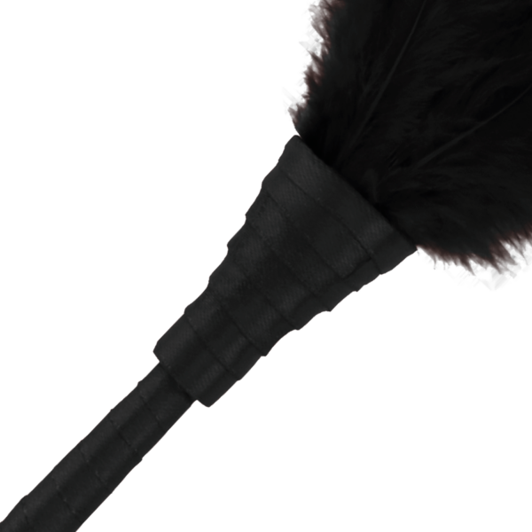 DARKNESS - PLUMA ESTIMULADORA NEGRO LUX - Imagen 2